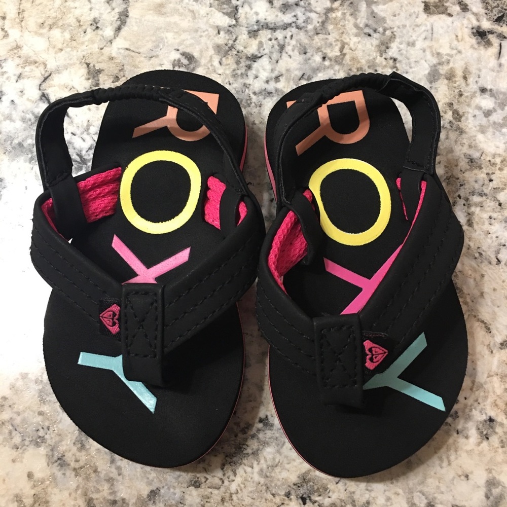 Roxy kids sandals